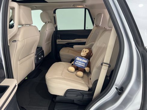 Used 2023 Ford Expedition Platinum image 23