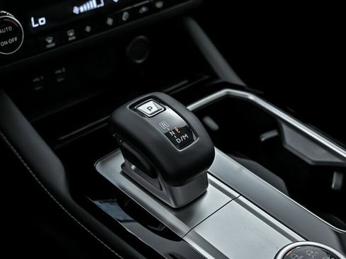 New 2025 Mitsubishi Outlander Trail image 24