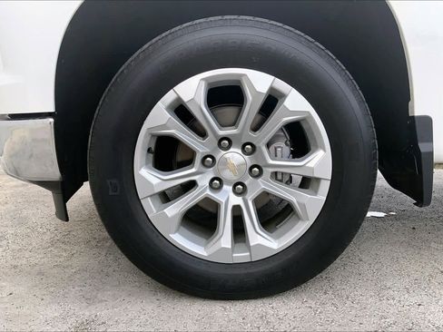 Used 2023 Chevrolet Silverado 1500 LTZ image 9