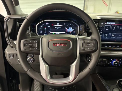 New 2026 GMC Sierra 1500 SLT w/ SLT Premium Plus Package AWD/4WD image 31