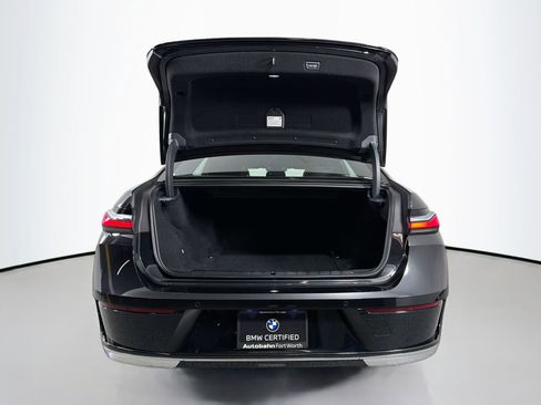 Certified 2023 BMW i7 xDrive60 image 27