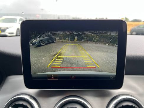Used 2019 Mercedes-Benz CLA 250 4MATIC image 23