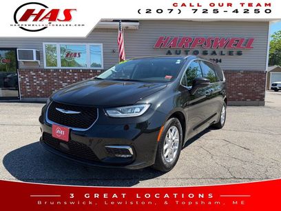 Used 2023 Chrysler Pacifica Touring-L