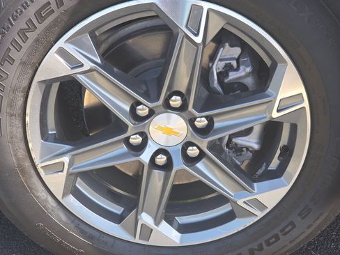 Used 2025 Chevrolet Blazer LT AWD/4WD image 8