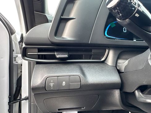 New 2026 Hyundai Elantra Sport image 21