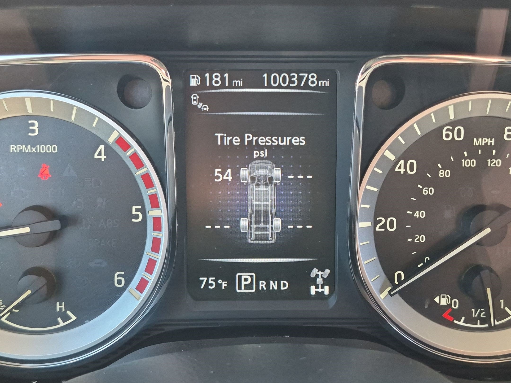 Used 2017 Nissan Titan PRO-4X AWD/4WD image 23