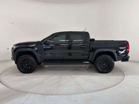Used 2026 Chevrolet Colorado Trail Boss AWD/4WD image 2