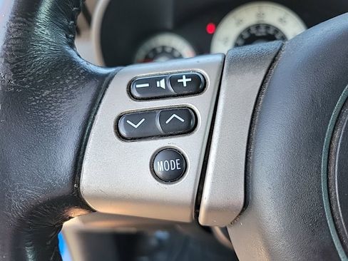 Used 2008 Toyota FJ Cruiser 4WD image 18