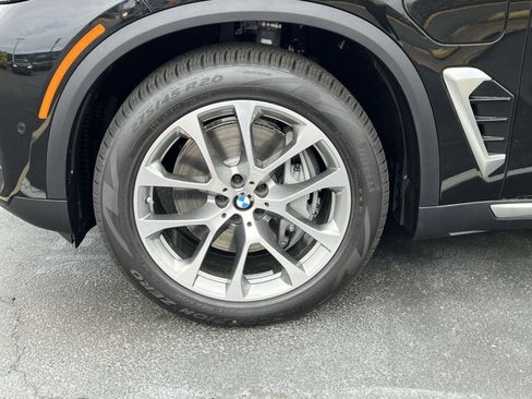 New 2026 BMW X5 xDrive50e AWD/4WD image 9