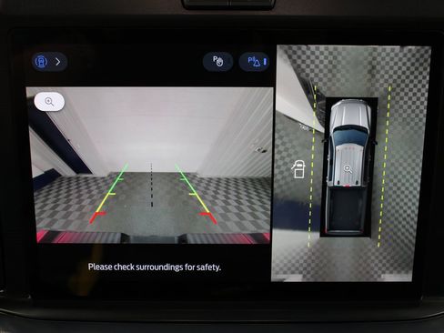 Used 2025 Ford F450 Platinum w/ FX4 Off-Road Package image 15