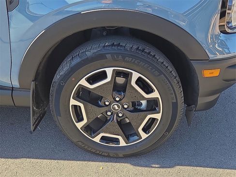 Used 2023 Ford Bronco Sport Outer Banks w/ Tech Package image 7