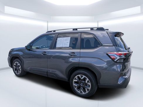 Certified 2026 Subaru Forester Premium AWD/4WD image 5