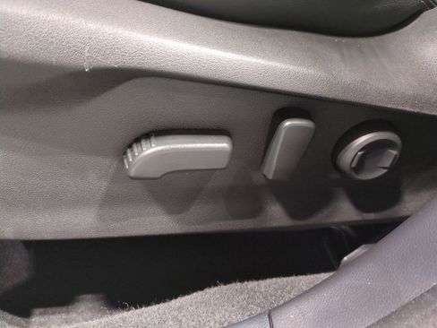 Used 2022 Subaru Forester Limited image 21