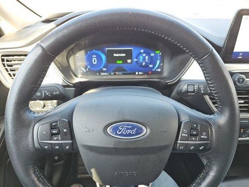 Used 2020 Ford Escape SE Sport image 21