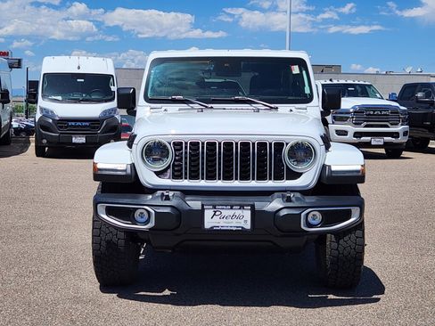 Used 2024 Jeep Wrangler Unlimited Sahara AWD/4WD image 4