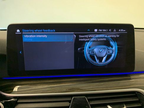 Used 2022 BMW 530i xDrive w/ Premium Package image 47