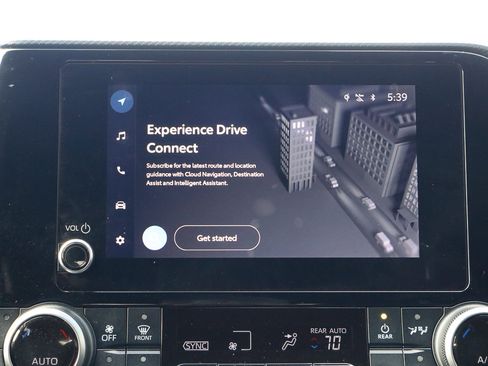 Used 2023 Toyota Highlander XSE image 28