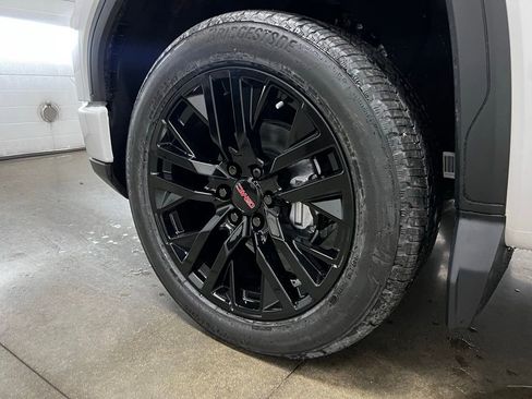 New 2026 GMC Sierra 1500 Elevation w/ Elevation Premium Package image 15