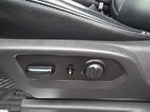 Used 2021 Chevrolet Silverado 1500 LT w/ Texas Edition Plus image 33