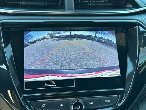 Used 2023 Chevrolet TrailBlazer RS w/ Convenience Package FWD image 27