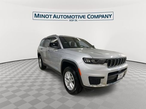 New 2026 Jeep Grand Cherokee L Laredo AWD/4WD image 2