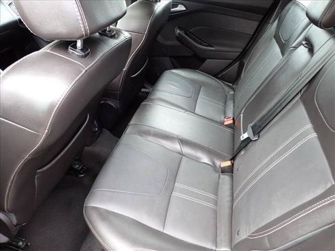 Used 2014 Ford Focus Titanium FWD image 8