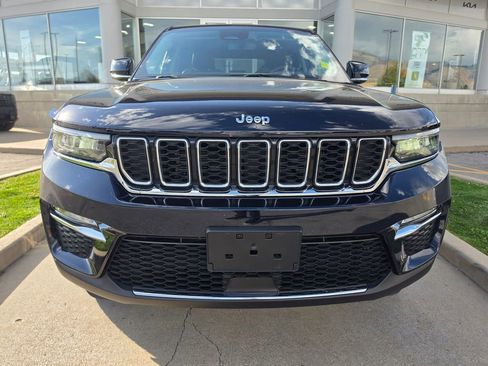 Used 2024 Jeep Grand Cherokee Limited w/ Trailer Tow Package AWD/4WD image 2