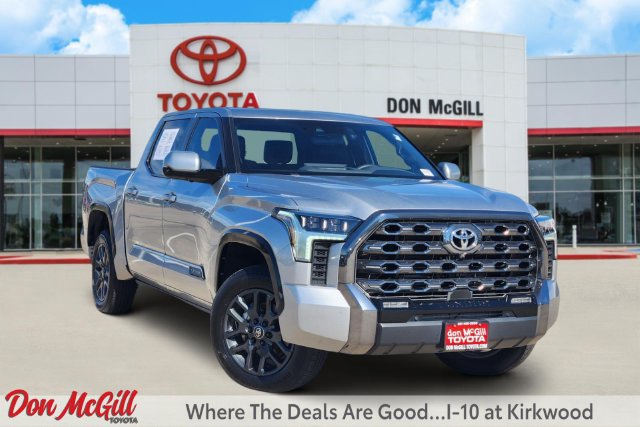Used 2025 Toyota Tundra Platinum AWD/4WD image 1