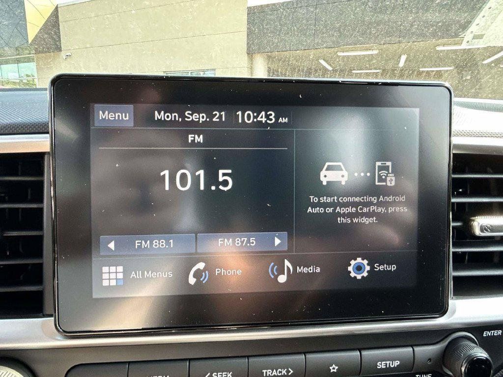 New 2026 Hyundai Venue SE FWD image 37