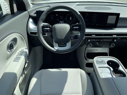 New 2026 Hyundai Ioniq 9 SEL image 12