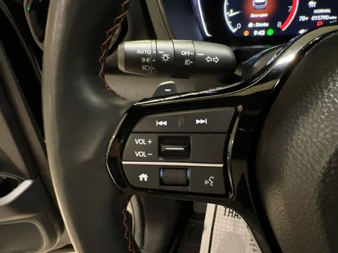 Used 2025 Honda Pilot TrailSport image 26