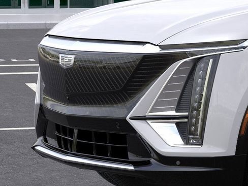 New 2025 Cadillac Lyriq Luxury image 13