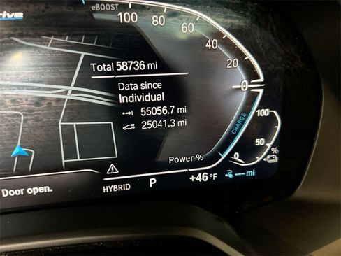 Used 2022 BMW X5 xDrive45e w/ M Sport Package image 12