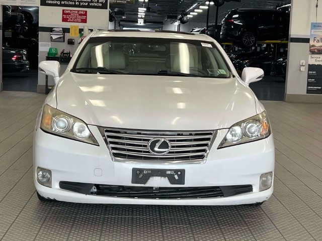 Used 2010 Lexus ES 350 FWD image 2