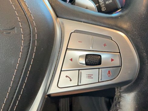 Used 2019 BMW X7 xDrive40i w/ Premium Package AWD/4WD image 16