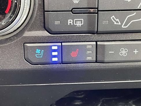 Used 2021 Ford F450 Limited w/ FX4 Off-Road Package AWD/4WD image 29
