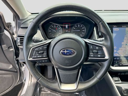 Used 2024 Subaru Outback Premium AWD/4WD image 29