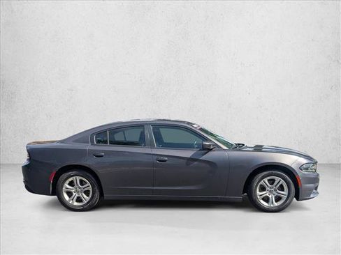 Used 2021 Dodge Charger SXT w/ Leather Interior Group image 4