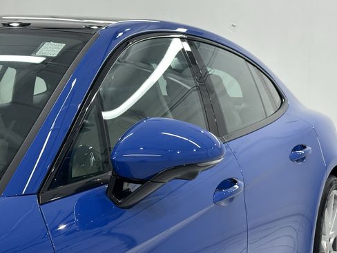 New 2025 Porsche Panamera 4 image 19