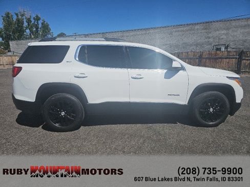 Used 2019 GMC Acadia SLT AWD/4WD image 8