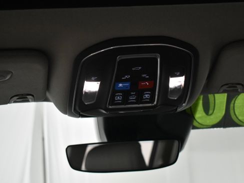 Used 2022 Jeep Wagoneer Series II w/ Premium Group I image 34