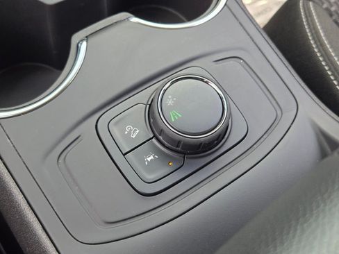 Certified 2024 GMC Terrain SLE FWD image 29