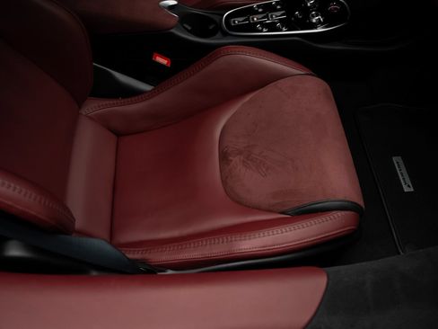 Used 2023 McLaren GT RWD image 57