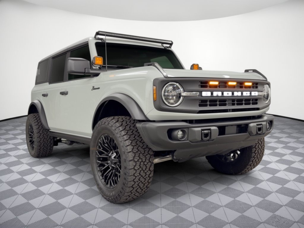 Used 2024 Ford Bronco Black Diamond AWD/4WD image 7
