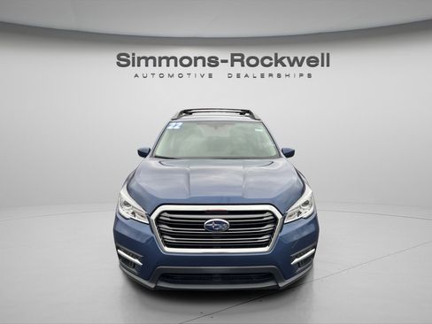 Used 2022 Subaru Ascent Premium w/ Convenience Package image 2