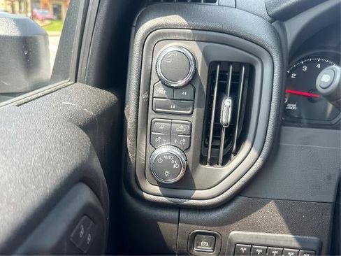 New 2025 GMC Sierra 2500 Pro w/ Convenience Package image 22