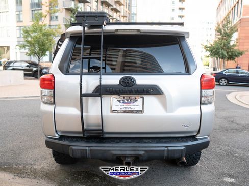 Used 2011 Toyota 4Runner SR5 image 6