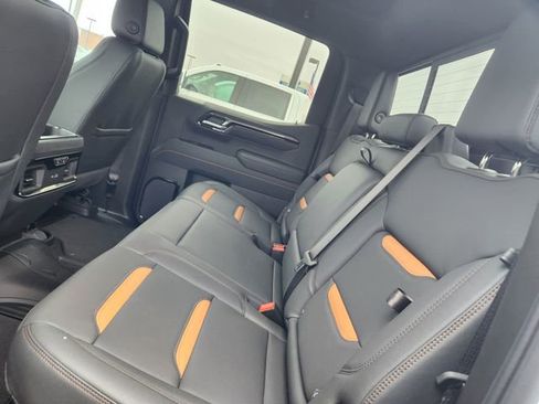 New 2026 GMC Sierra 1500 AT4 w/ AT4 Premium Package AWD/4WD image 8