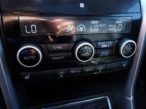 Used 2020 Subaru Ascent Limited w/ Technology Package AWD/4WD image 23