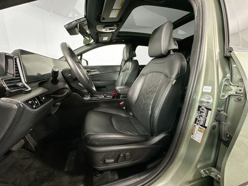 Used 2023 Kia Sportage X-Line w/ X-Line Premium Package image 4